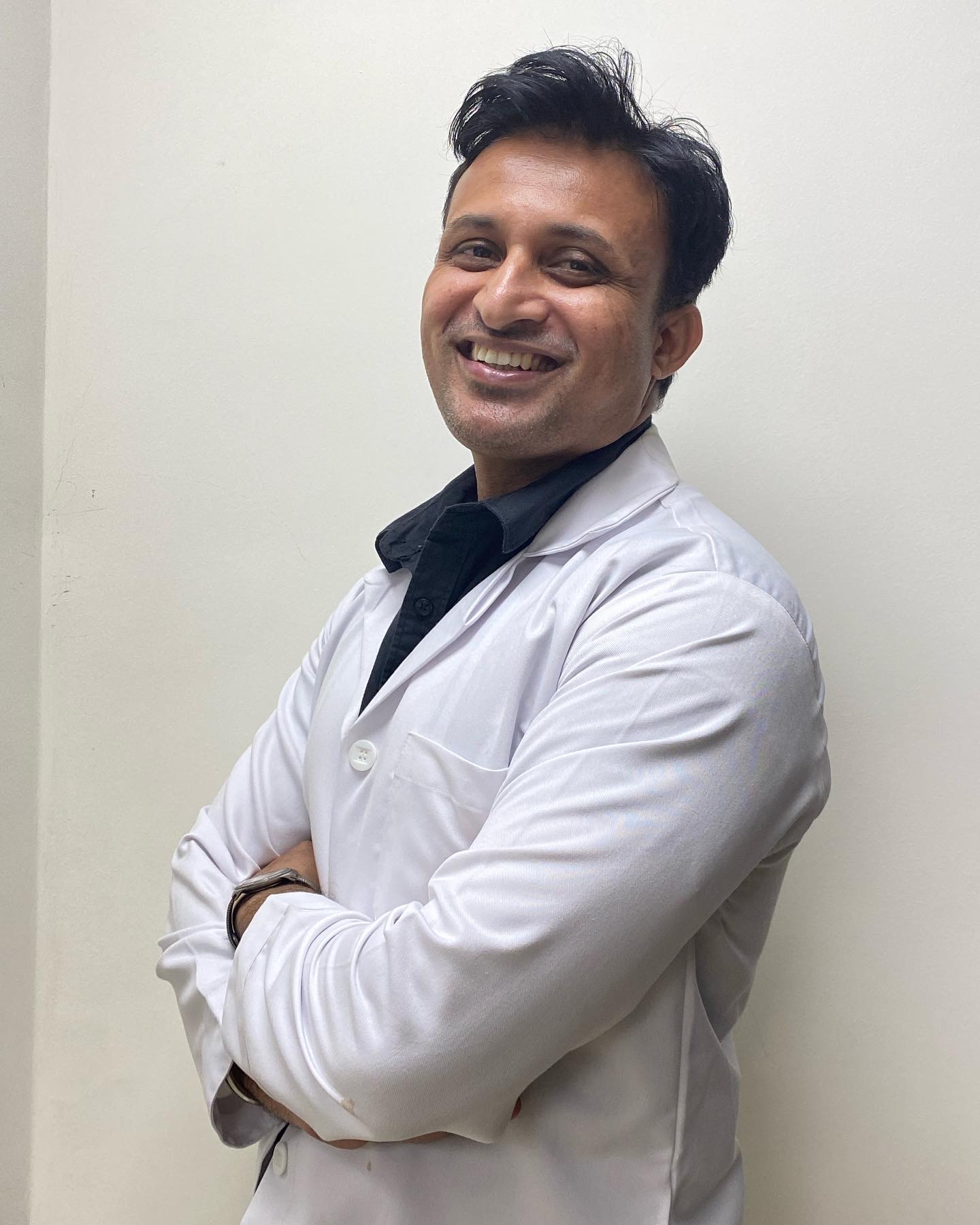 Dr Rahul kondekar. General Surgeon